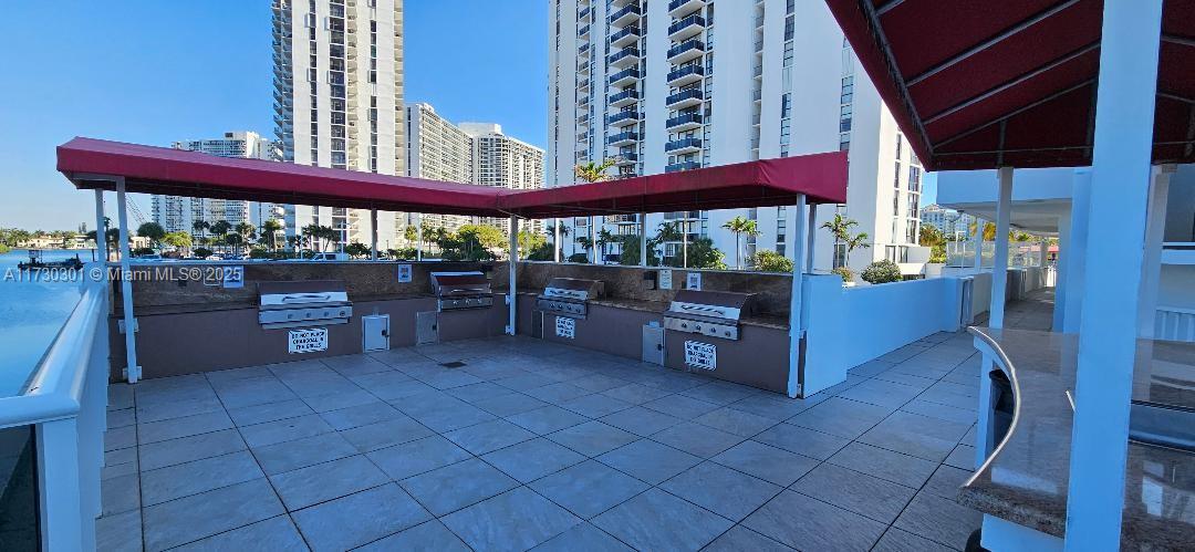 3675 N Country Club Dr # 1809