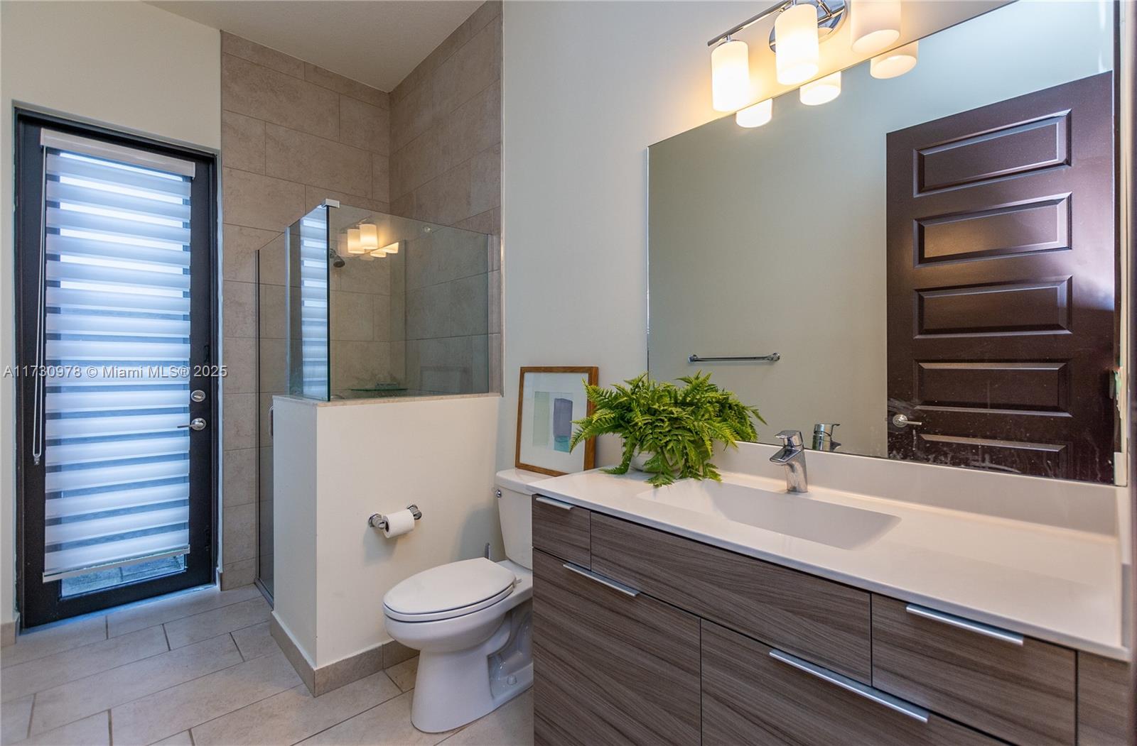 8814 NW 154th Ter