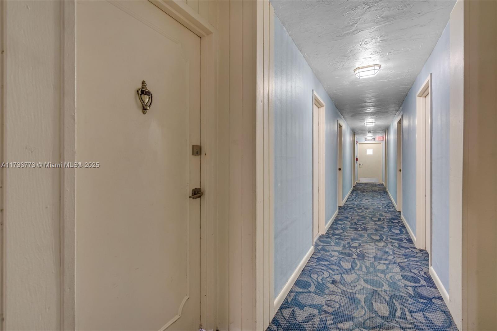 1205 Mariposa Ave # 417