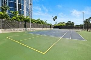 2843 S Bayshore Dr # 5C