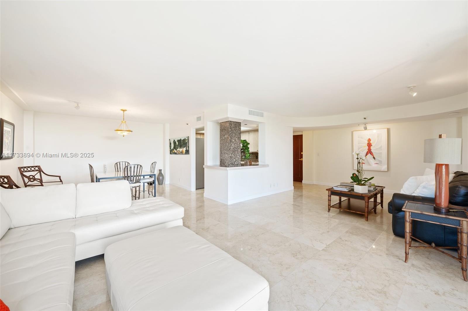 2843 S Bayshore Dr # 5C