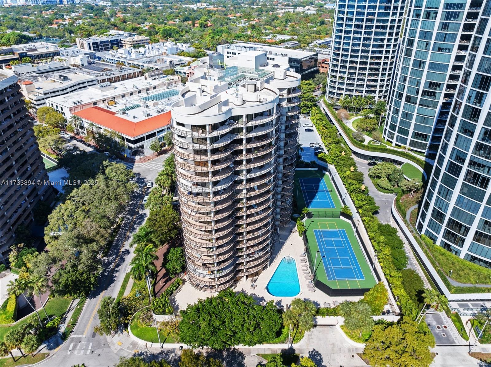 2843 S Bayshore Dr # 5C