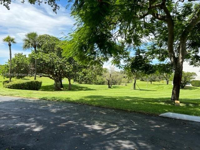 9005 SW 62nd Ter # H Unit: 5-H