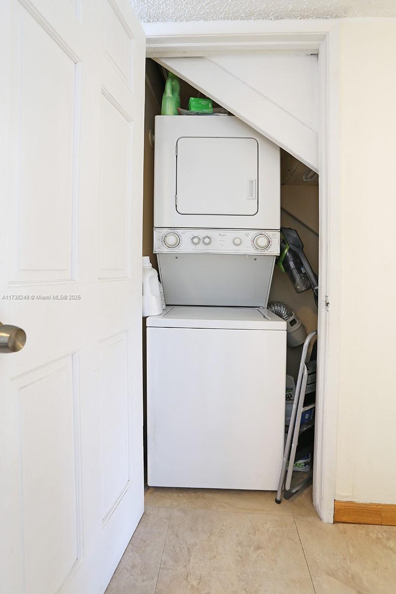 315 NW 109th Ave # 205