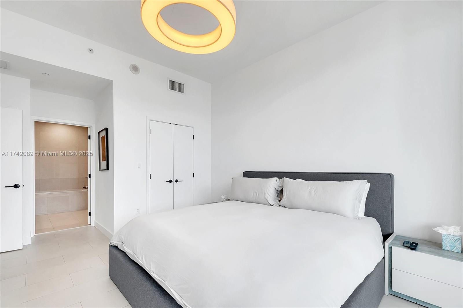 6799 Collins Ave # 312