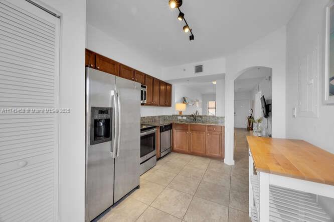 22301 SW 88th Pl # 3 Unit: 104-3