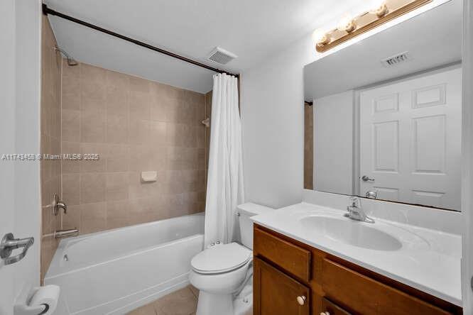 22301 SW 88th Pl # 3 Unit: 104-3