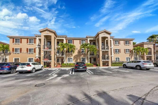 22301 SW 88th Pl # 3 Unit: 104-3