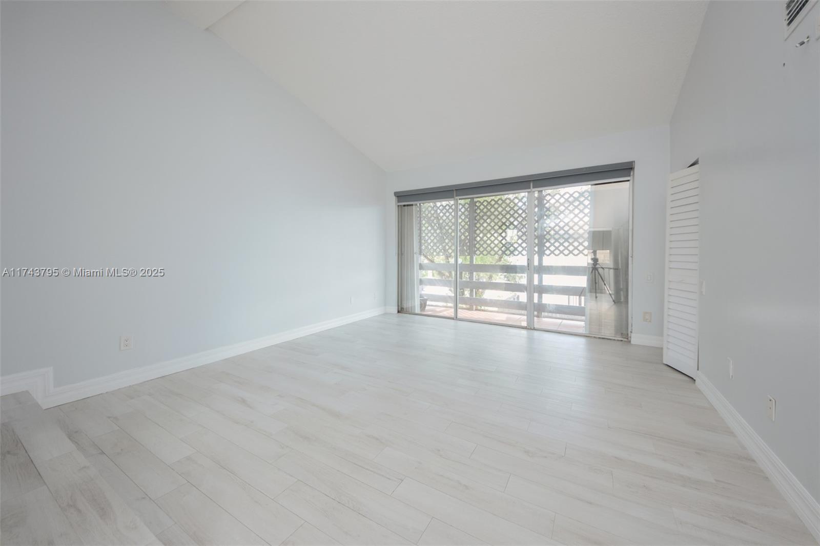7140 SW 111th Ct Unit: -