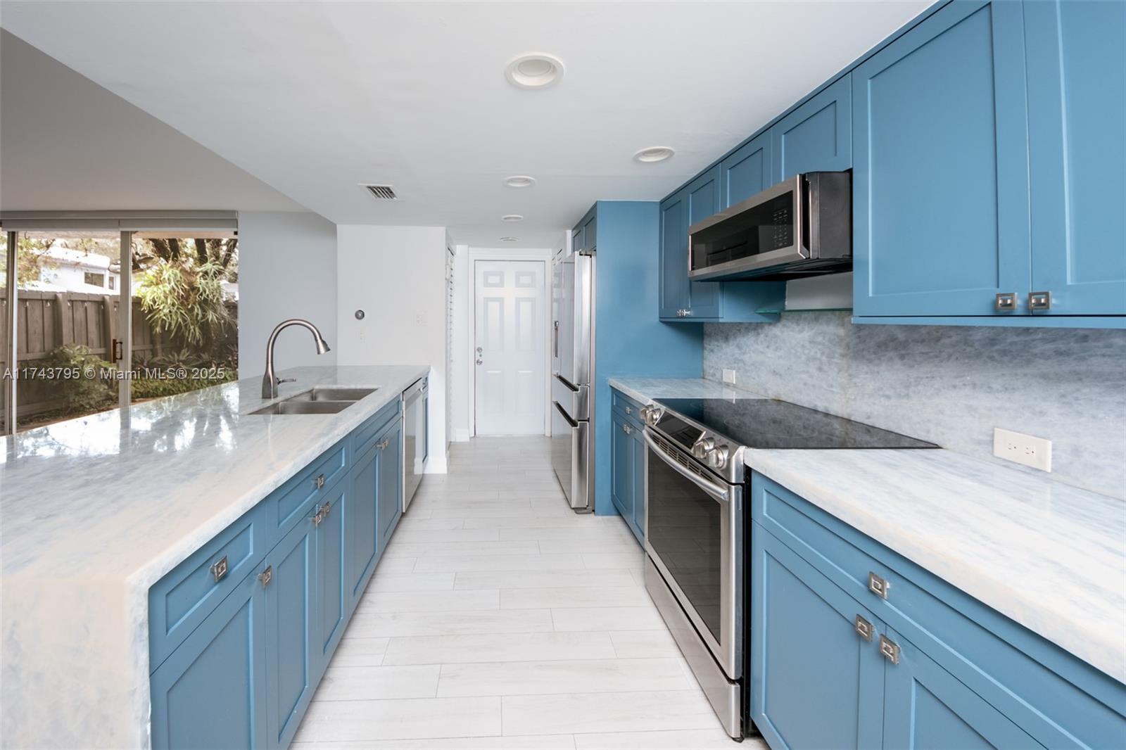 7140 SW 111th Ct Unit: -