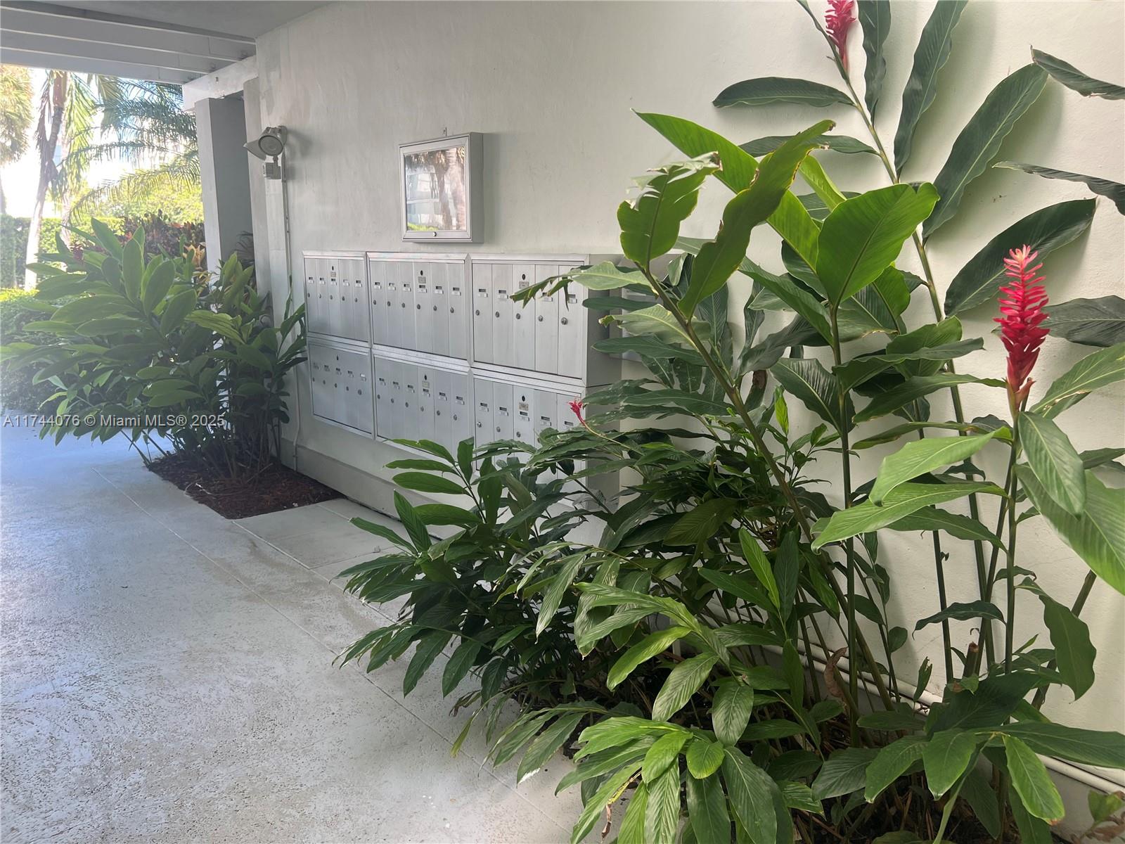 290 Sunrise Dr # C Unit: 2-C