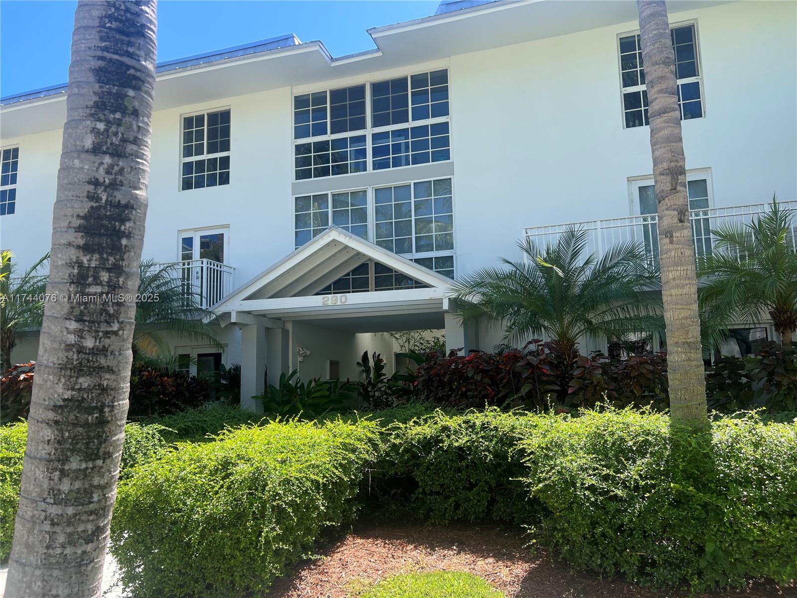 290 Sunrise Dr # C Unit: 2-C