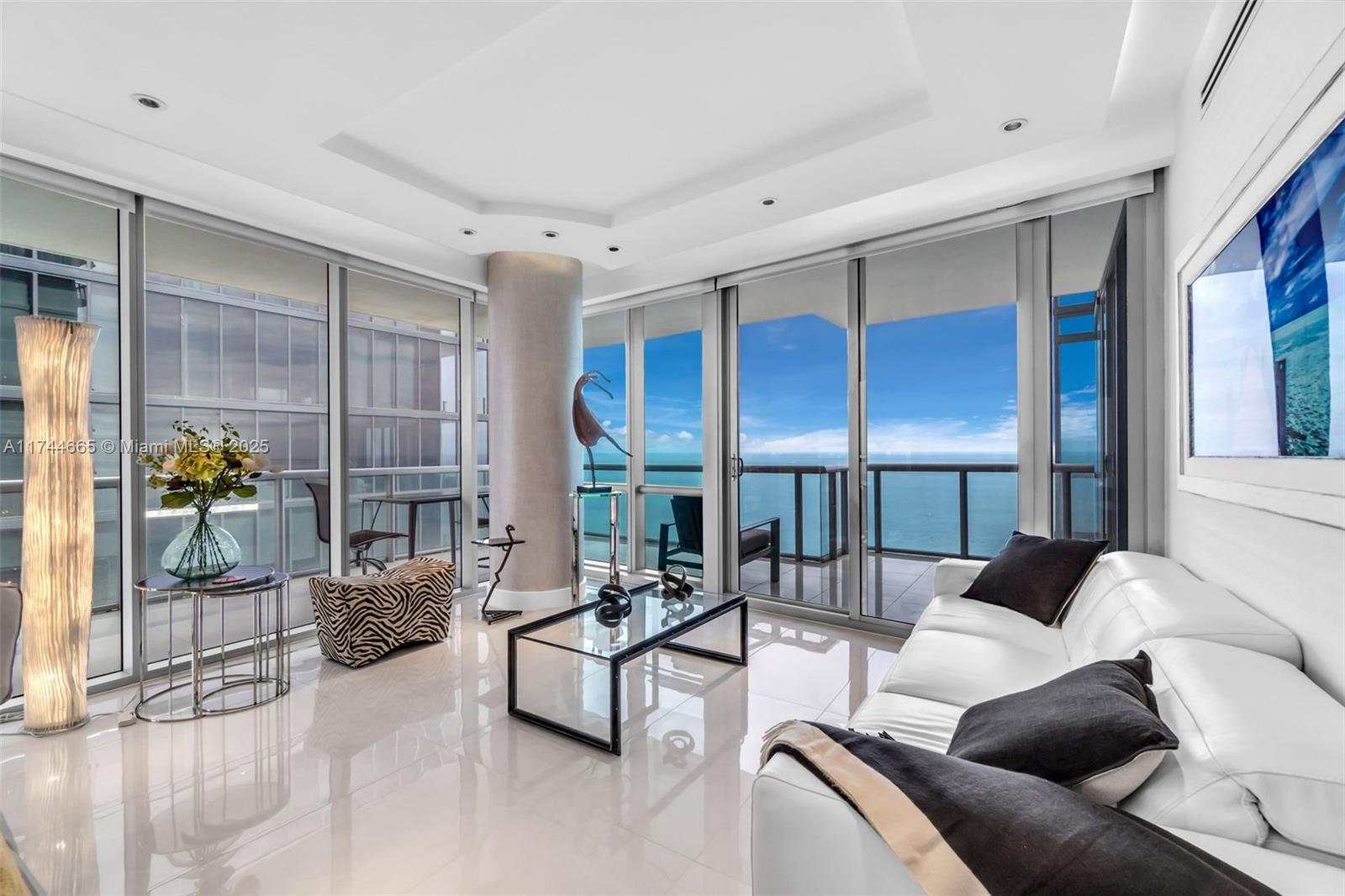 17121 Collins Ave # 3708