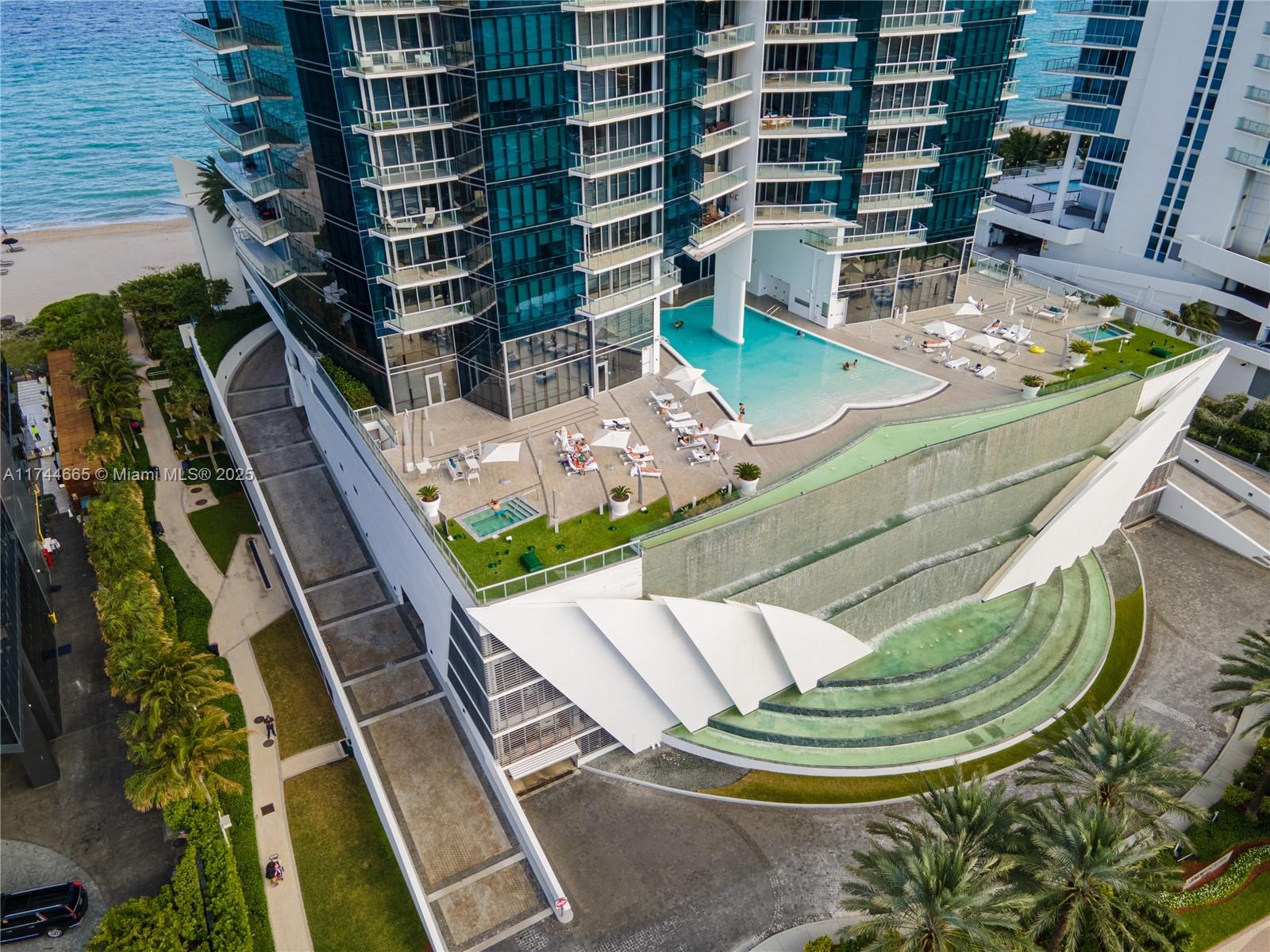 17121 Collins Ave # 3708