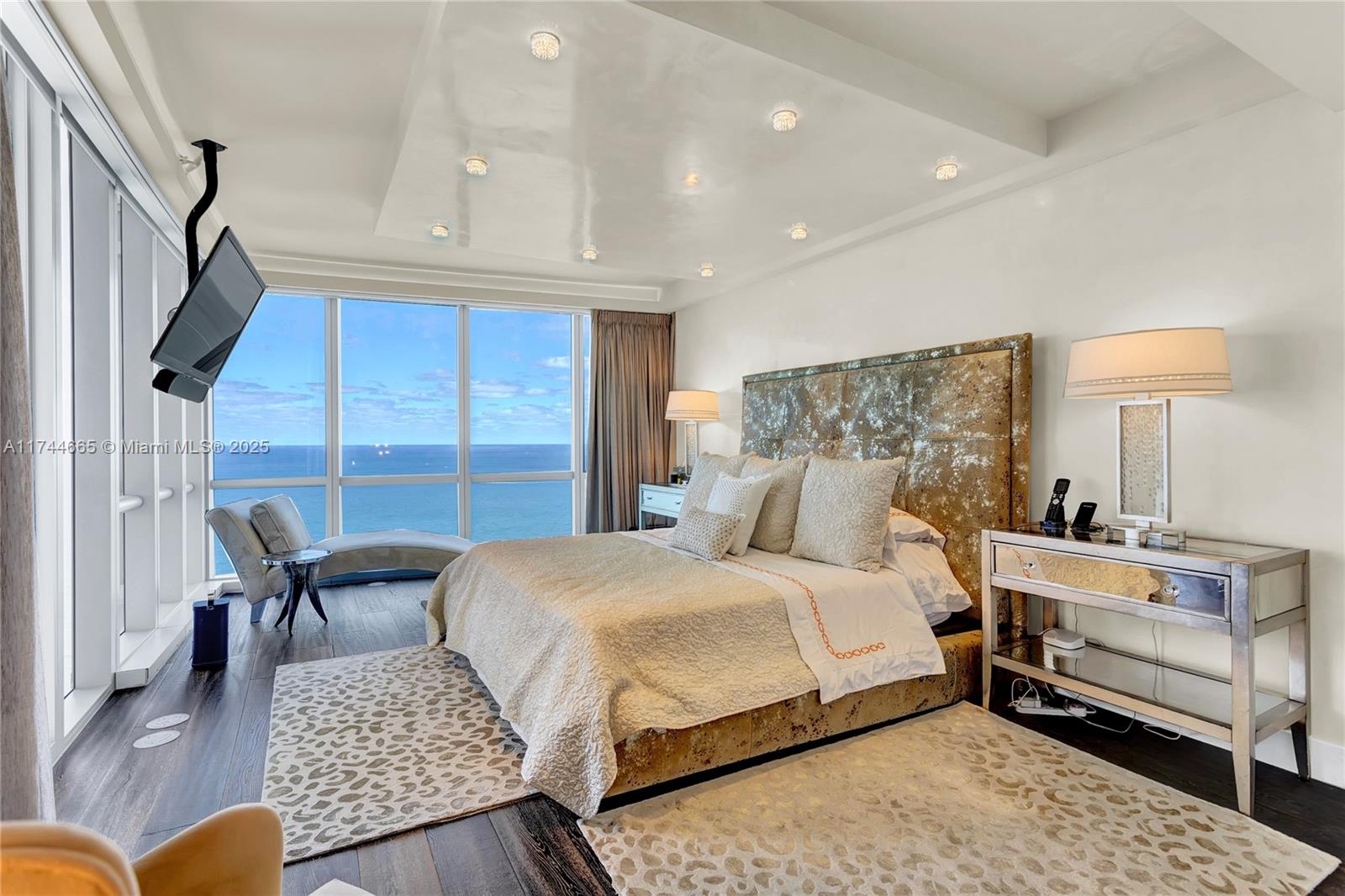 17121 Collins Ave # 3708