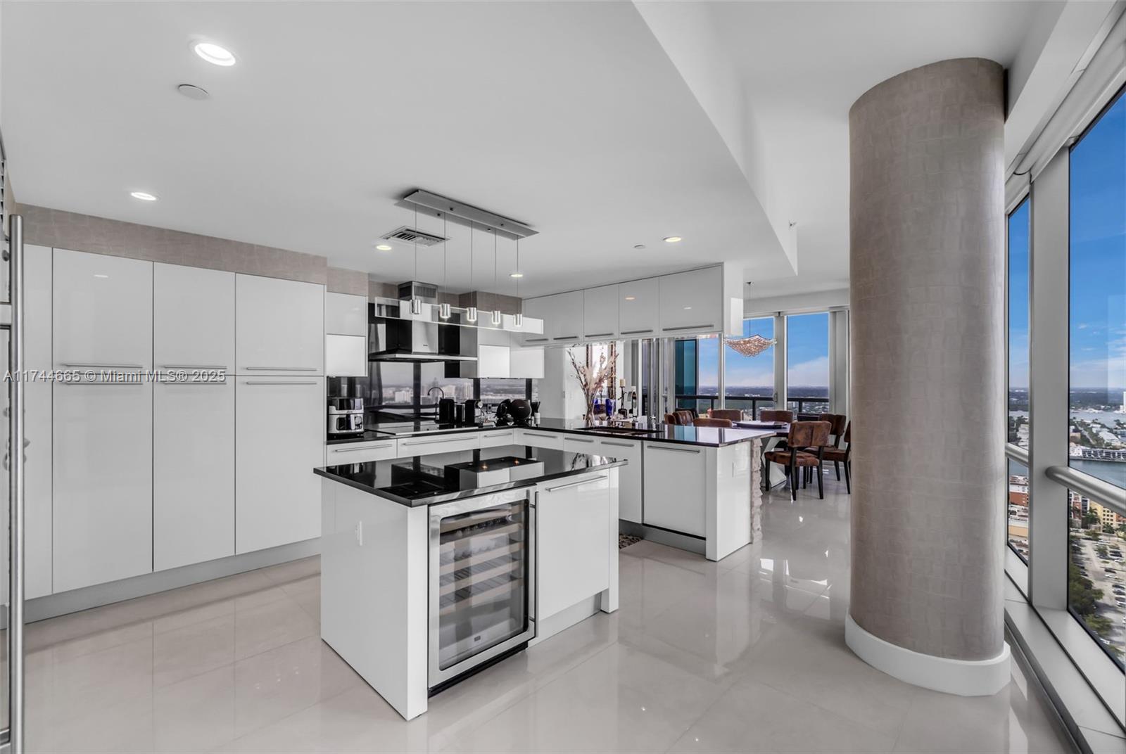17121 Collins Ave # 3708