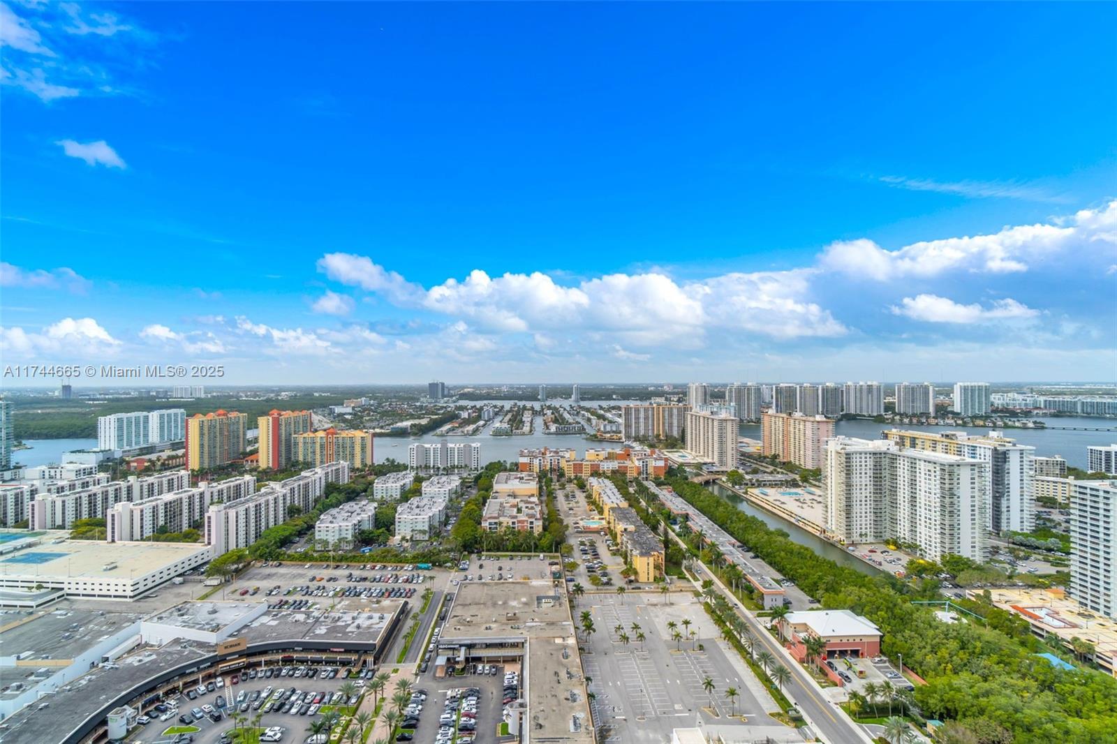 17121 Collins Ave # 3708