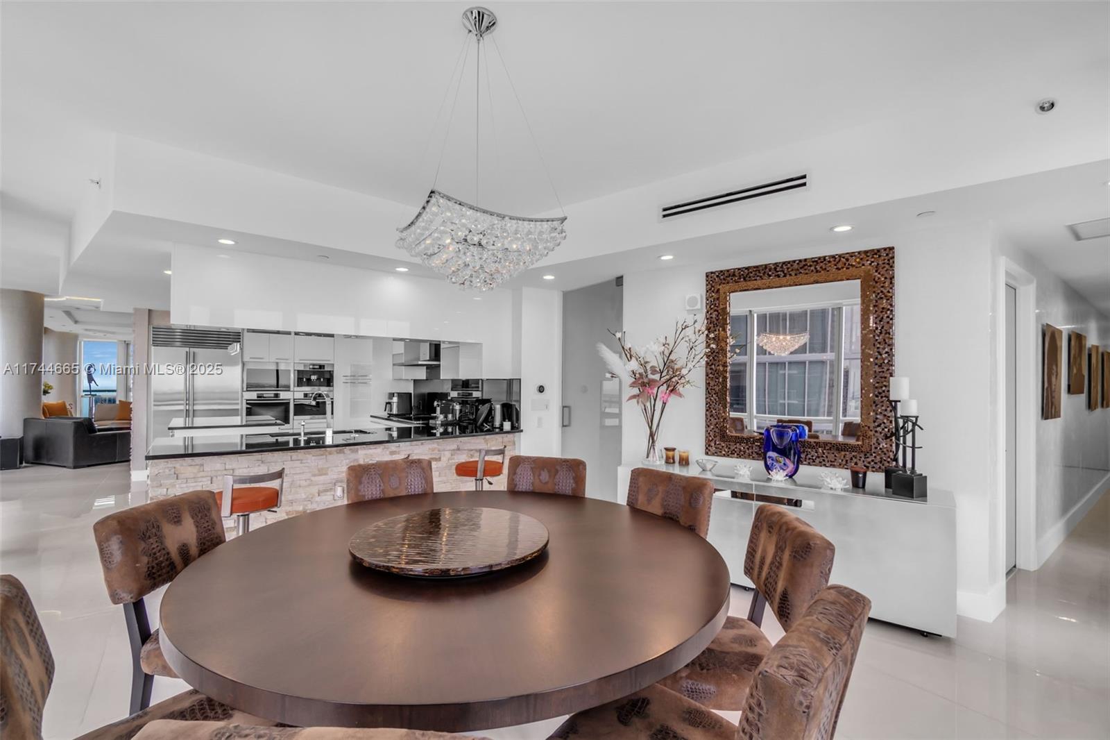 17121 Collins Ave # 3708