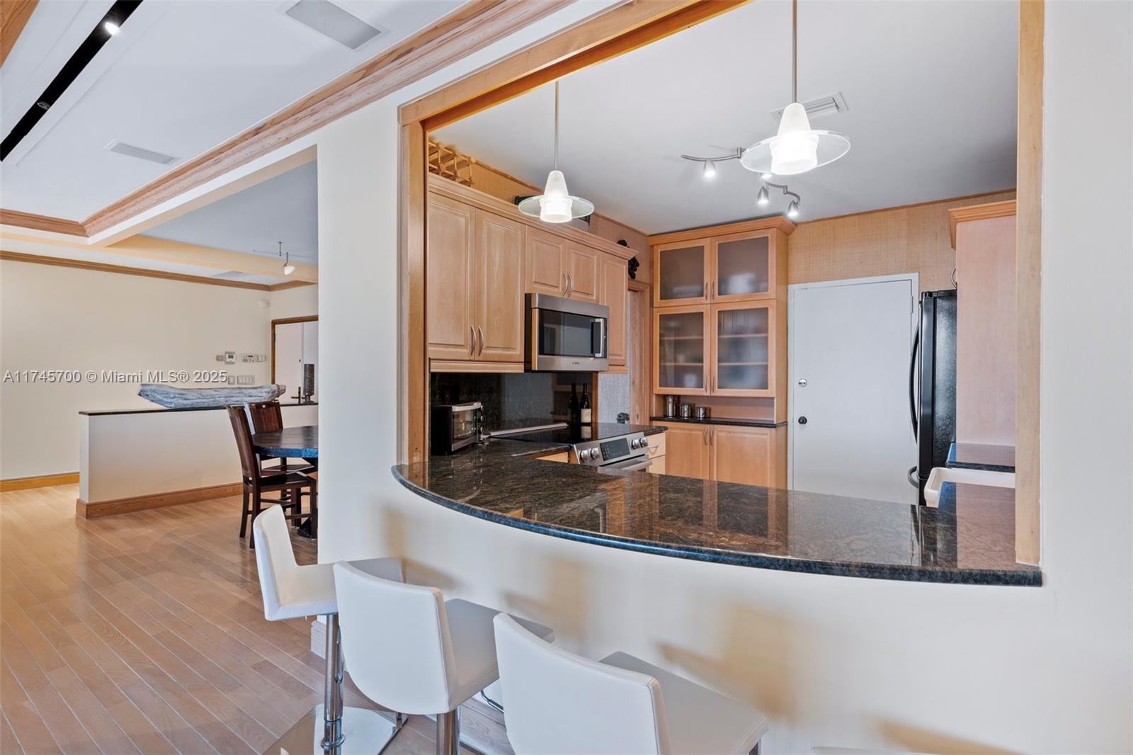 3 Grove Isle Dr Unit: CPH07