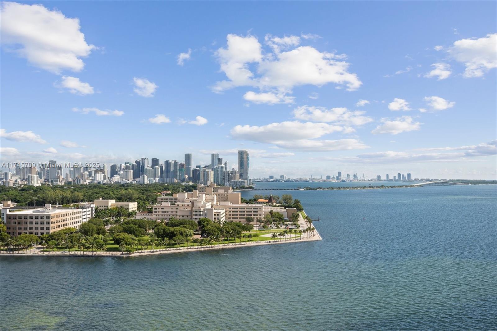 3 Grove Isle Dr Unit: CPH07