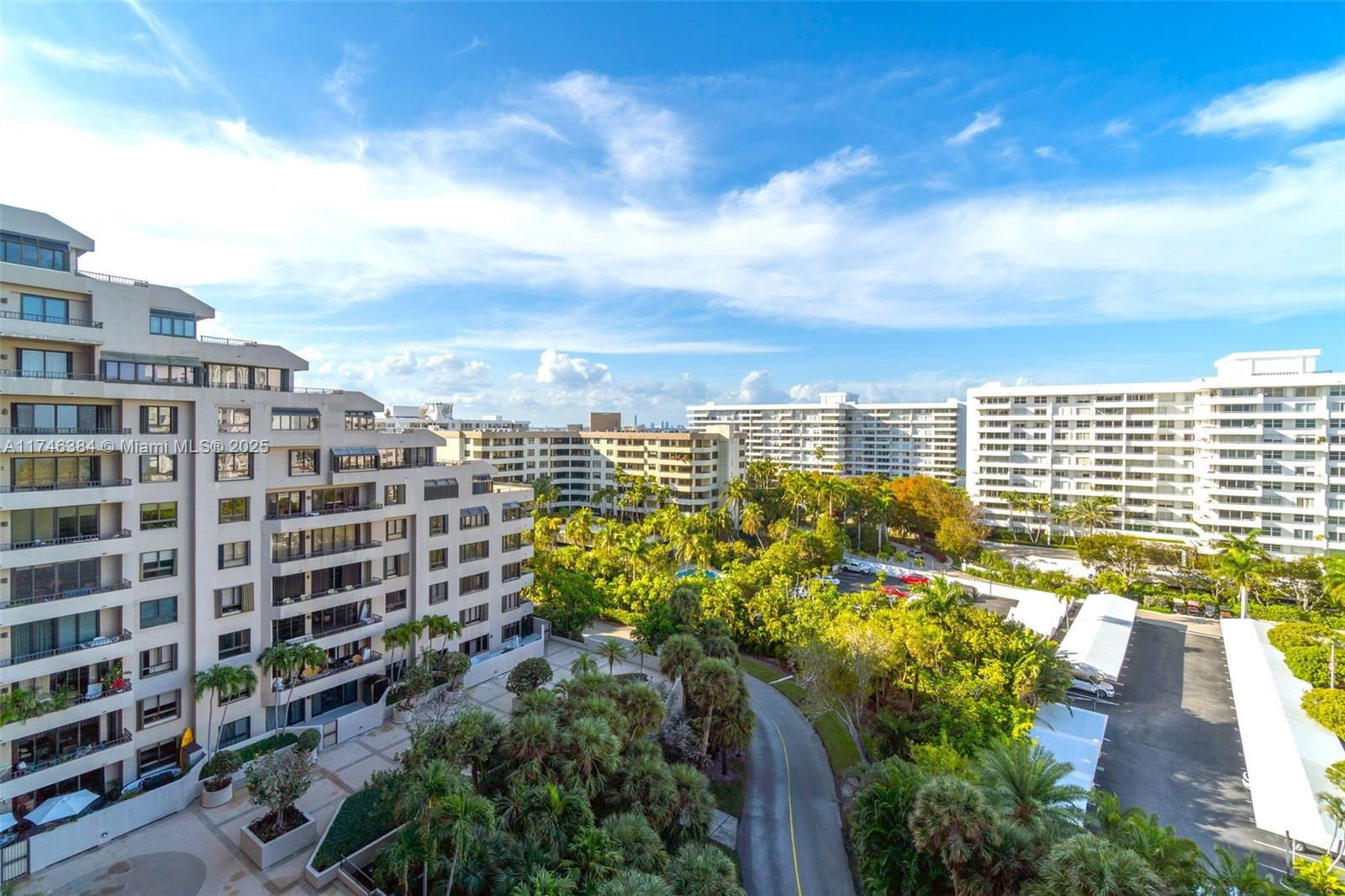 251 Crandon Blvd # 829