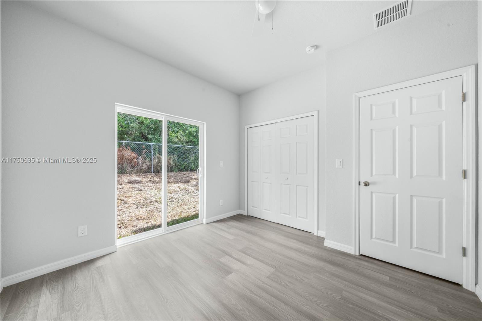 1473 Las Villas Blvd