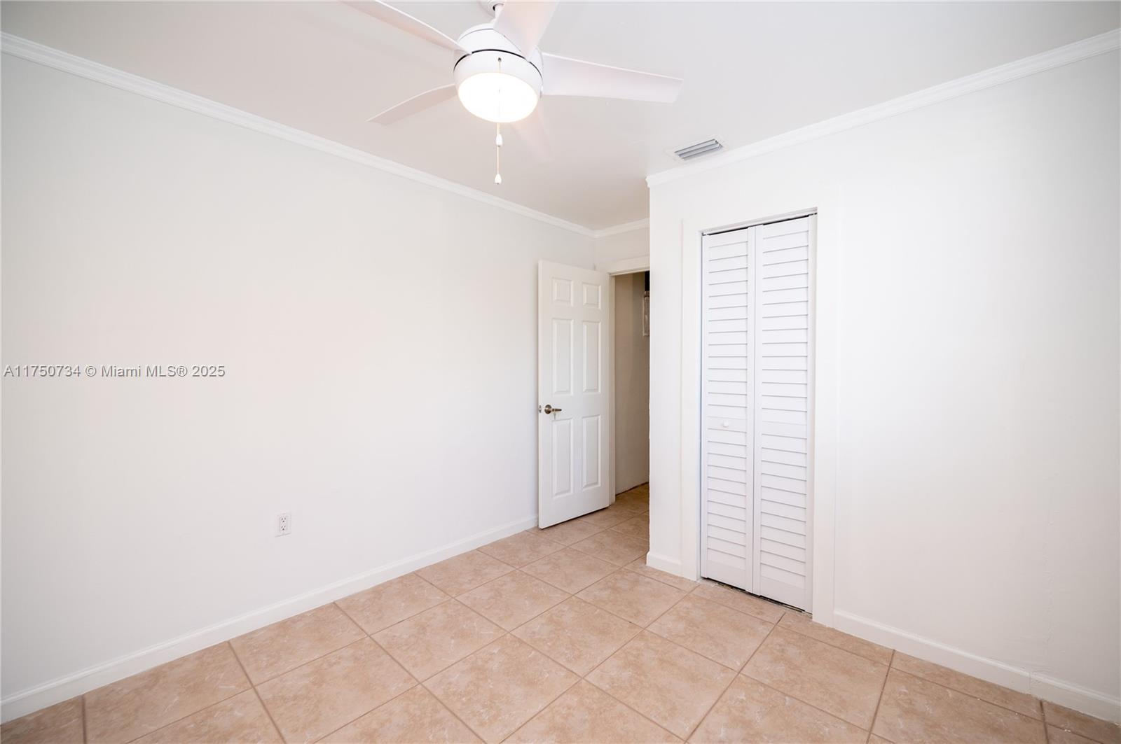 2340 SW 16 St
