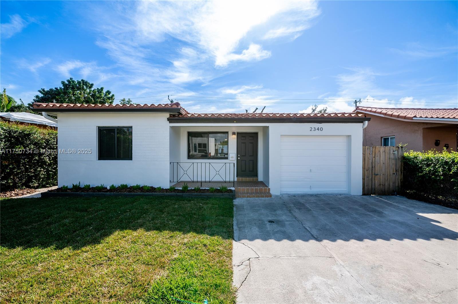 2340 SW 16 St