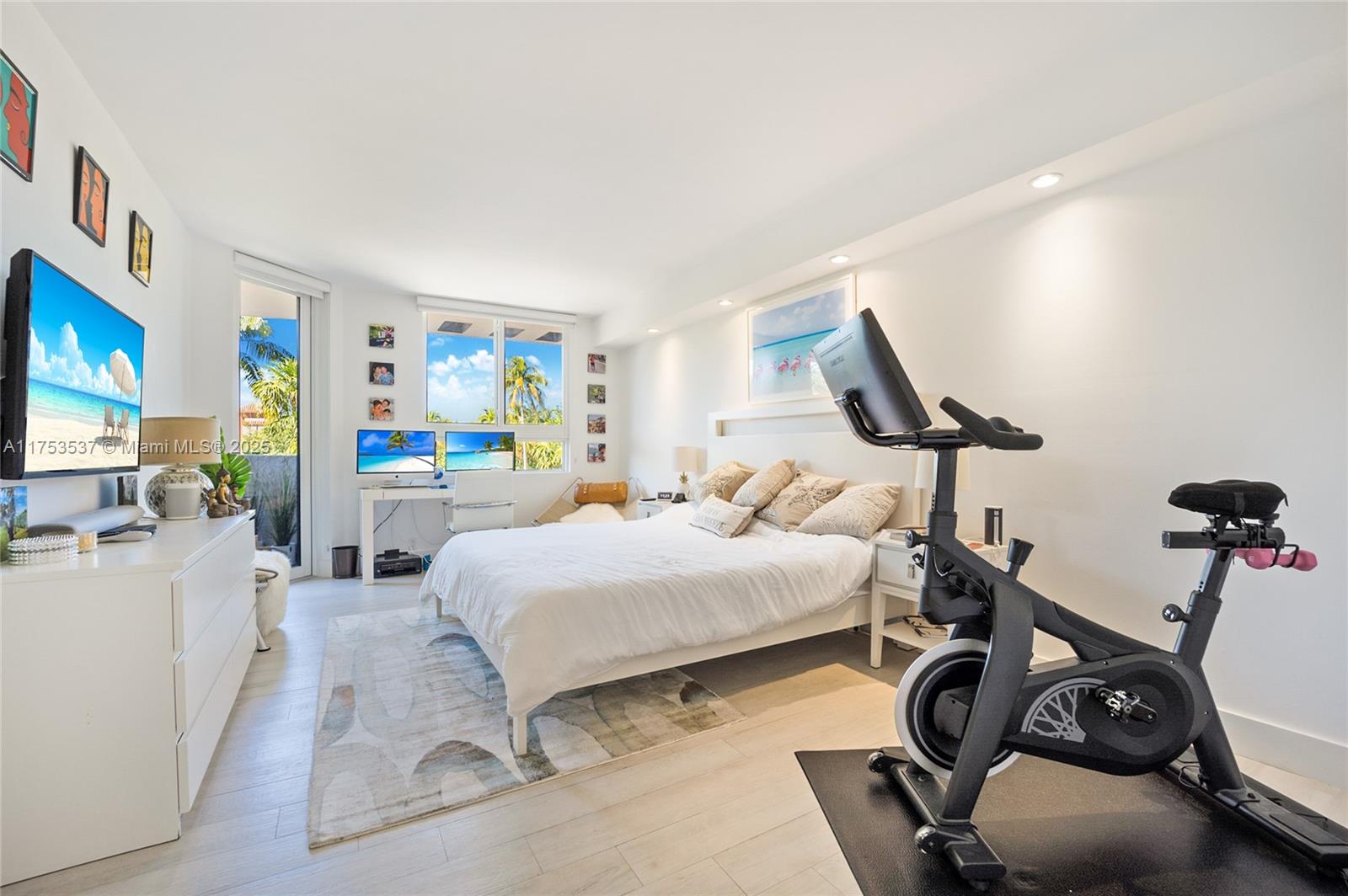 101 Crandon Blvd # 271