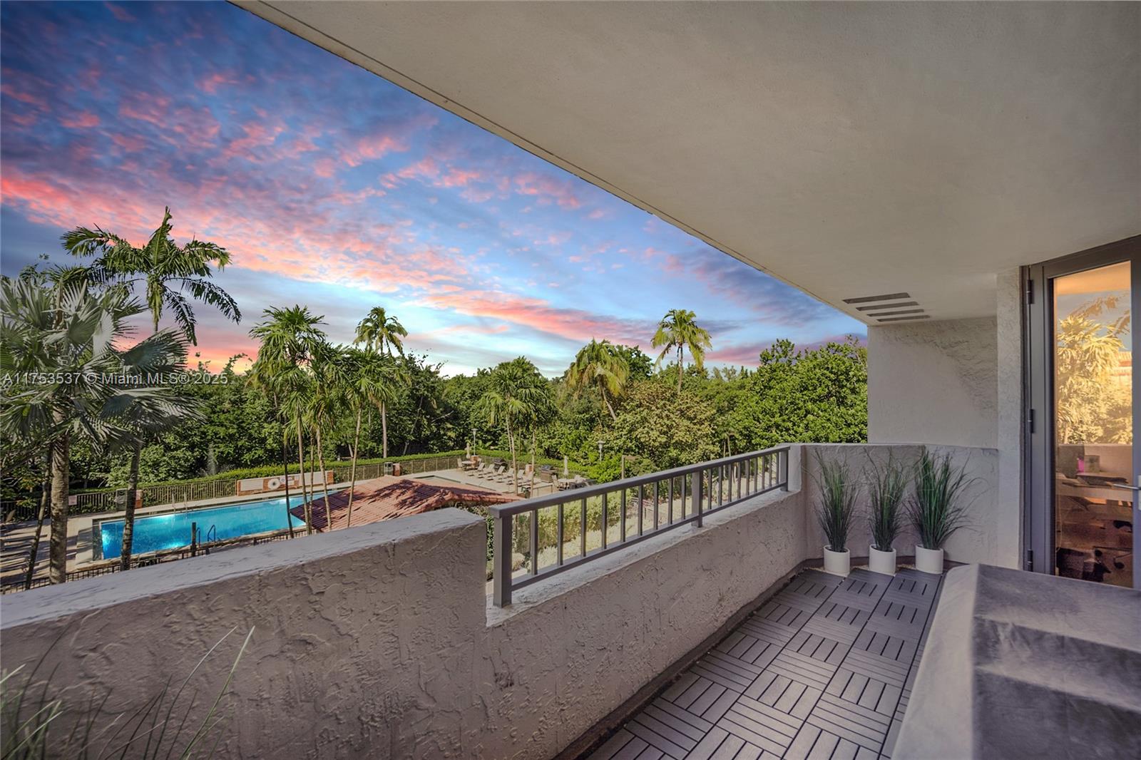 101 Crandon Blvd # 271