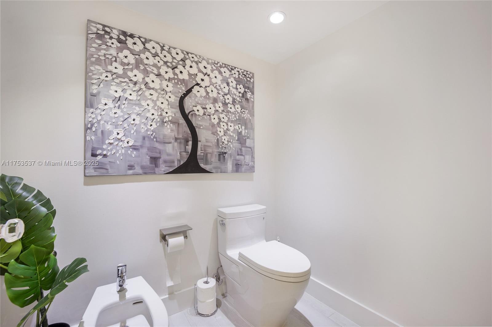 101 Crandon Blvd # 271