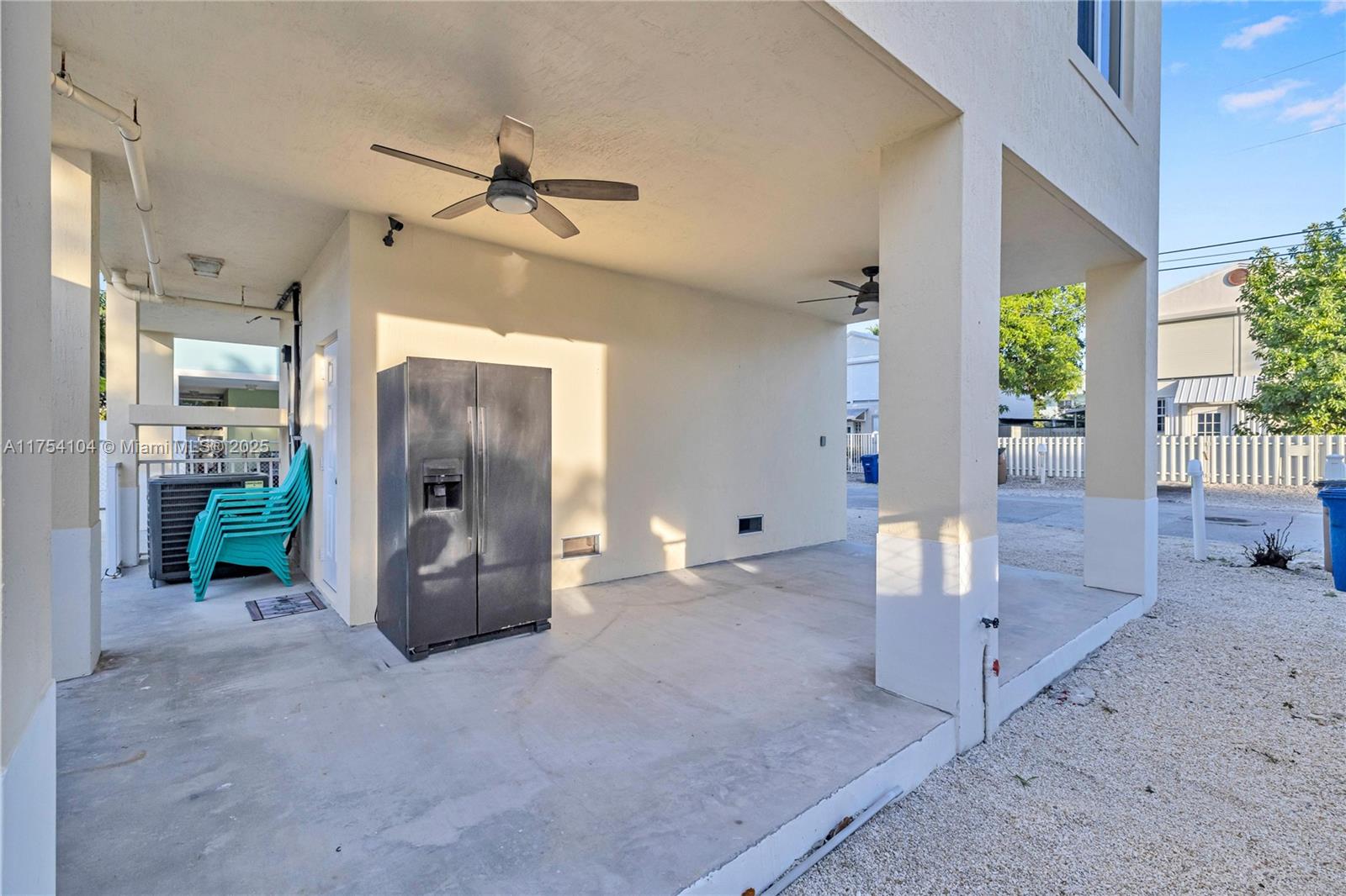 9 Gulf Dr