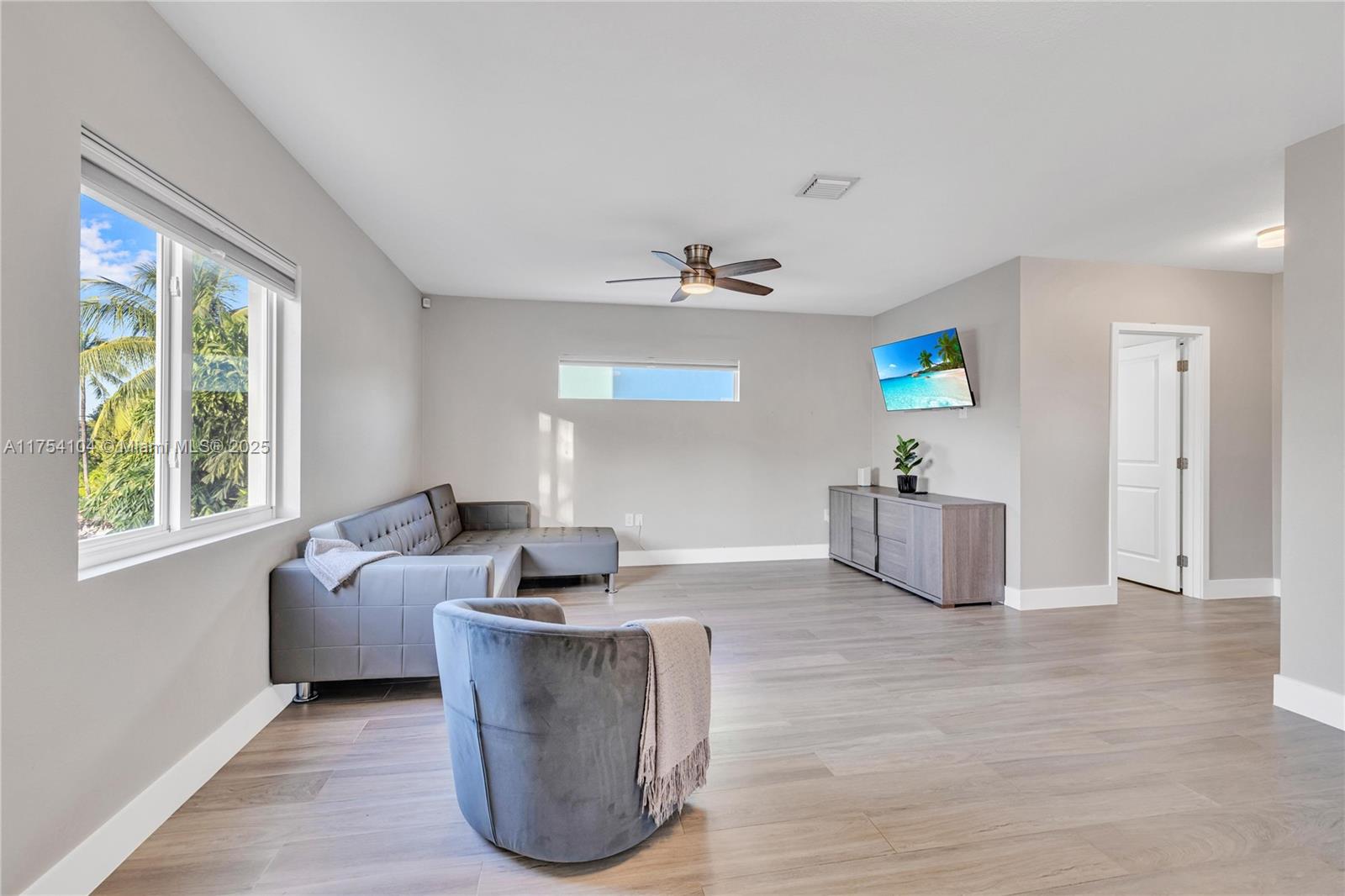 9 Gulf Dr