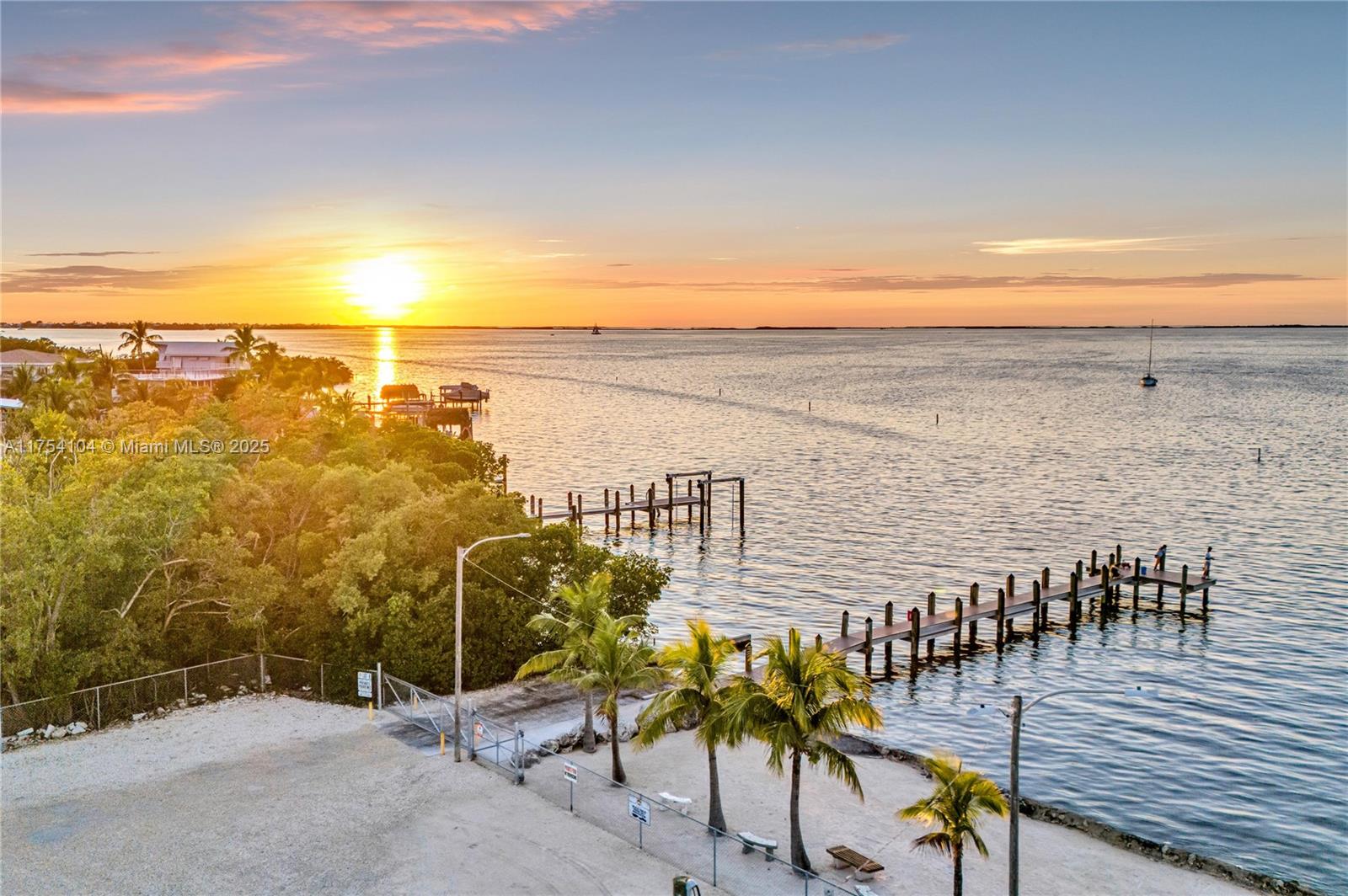 9 Gulf Dr