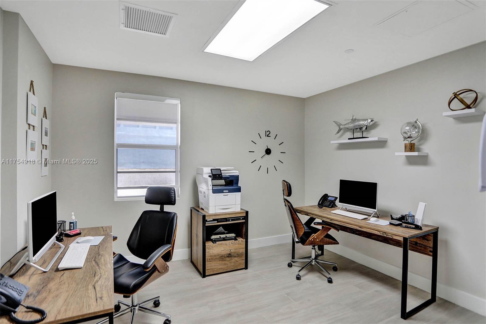 6917 COLLINS AVE # 1 Unit: PH 1