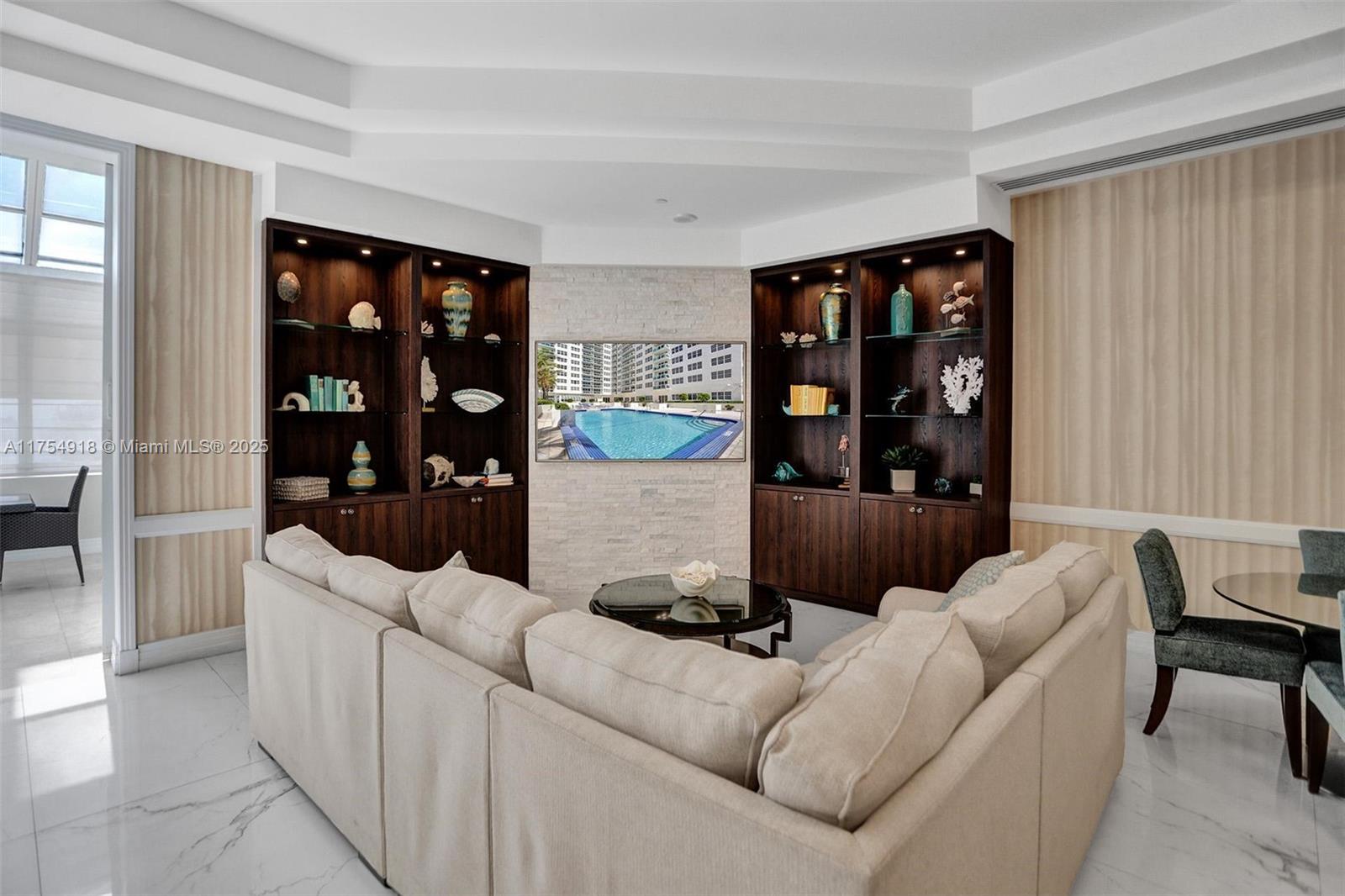 6917 COLLINS AVE # 1 Unit: PH 1