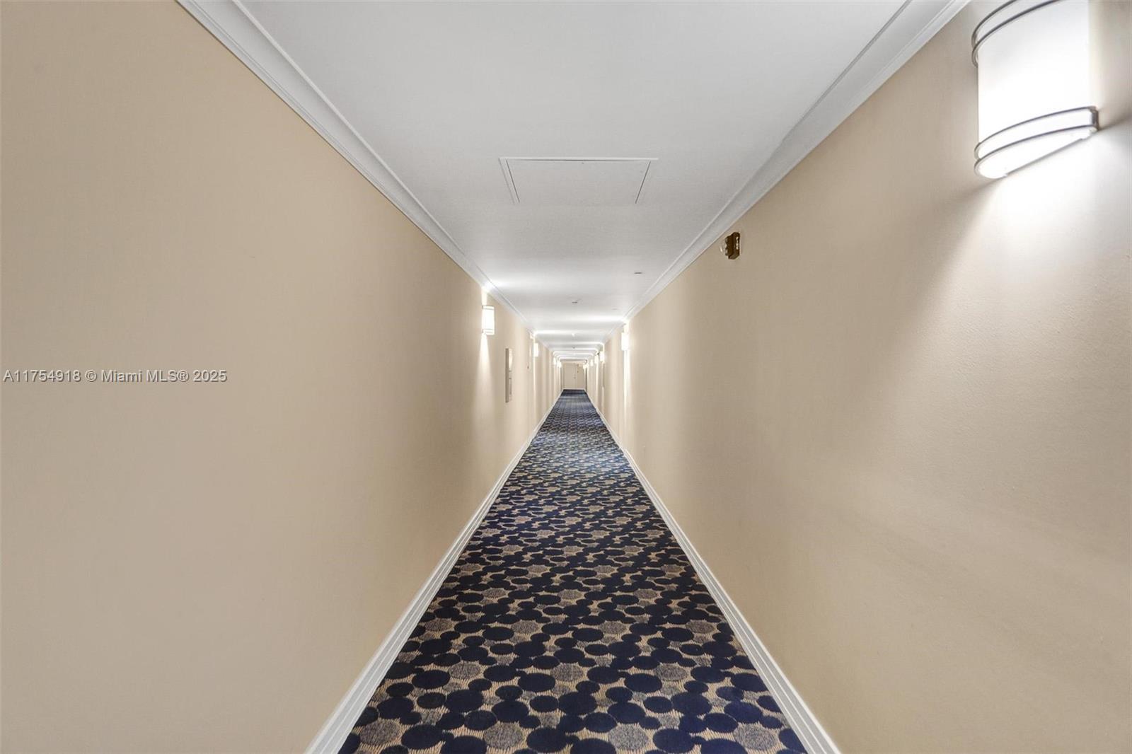 6917 COLLINS AVE # 1 Unit: PH 1