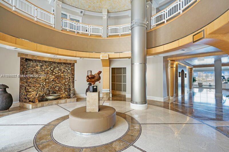 848 Brickell Key Dr # 4002