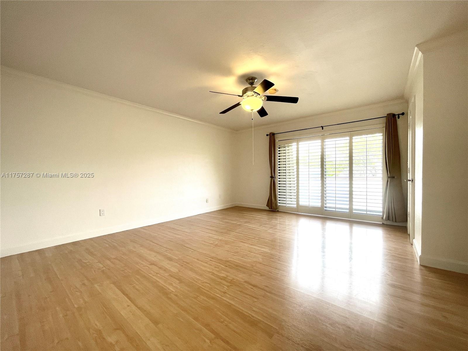 9040 SW 62 TE # 3E