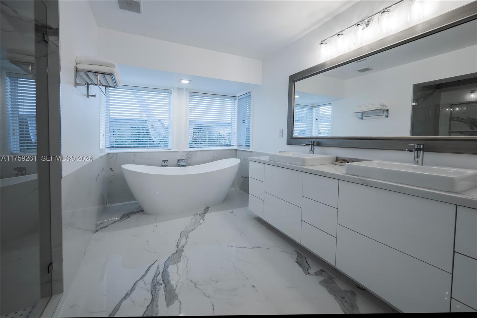 1117 Bella Vista Ave