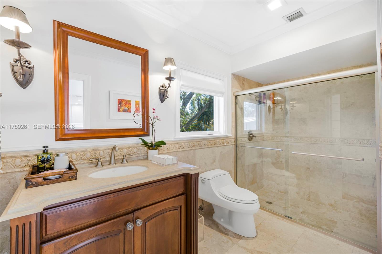 1117 Bella Vista Ave