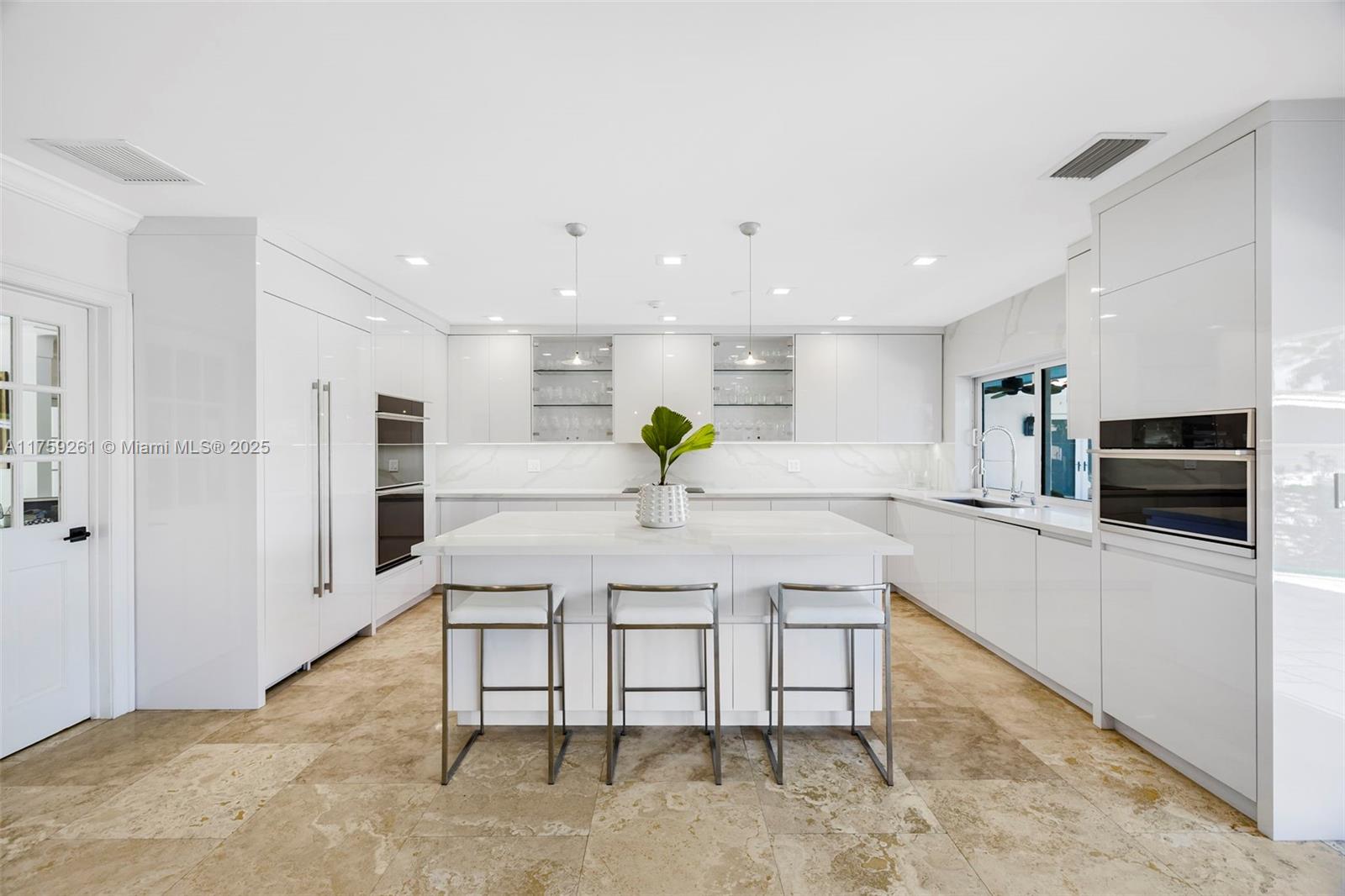 1117 Bella Vista Ave