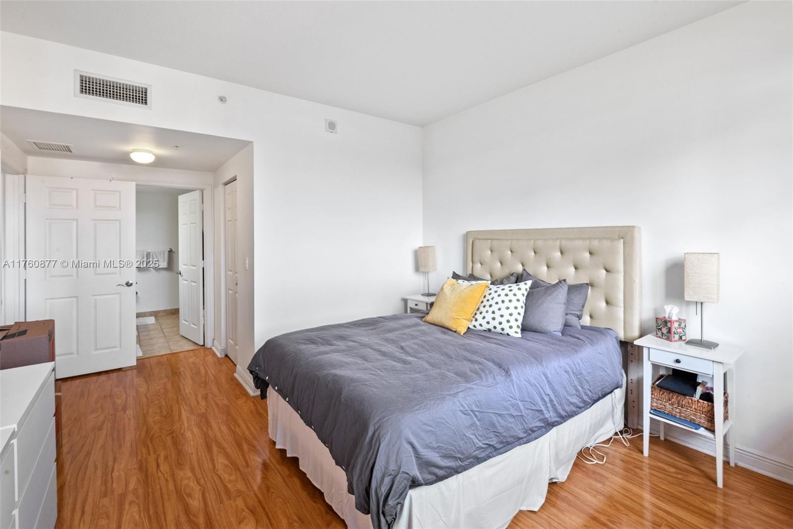 888 S DOUGLAS RD # 602