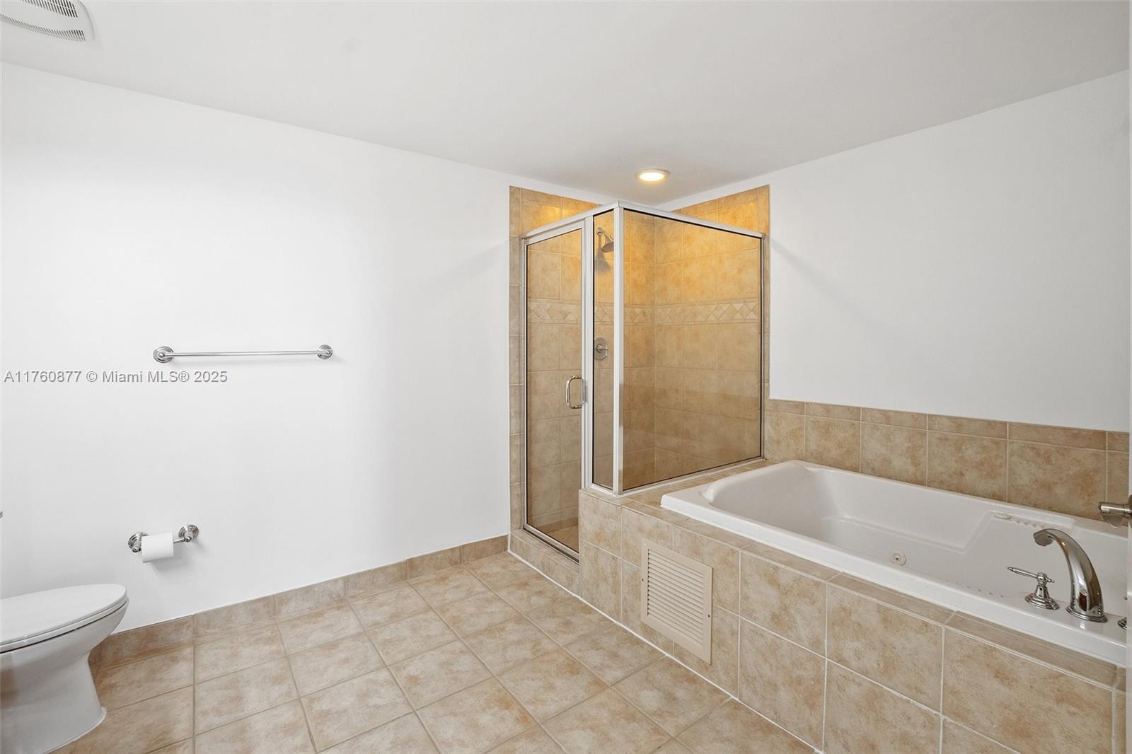 888 S DOUGLAS RD # 602