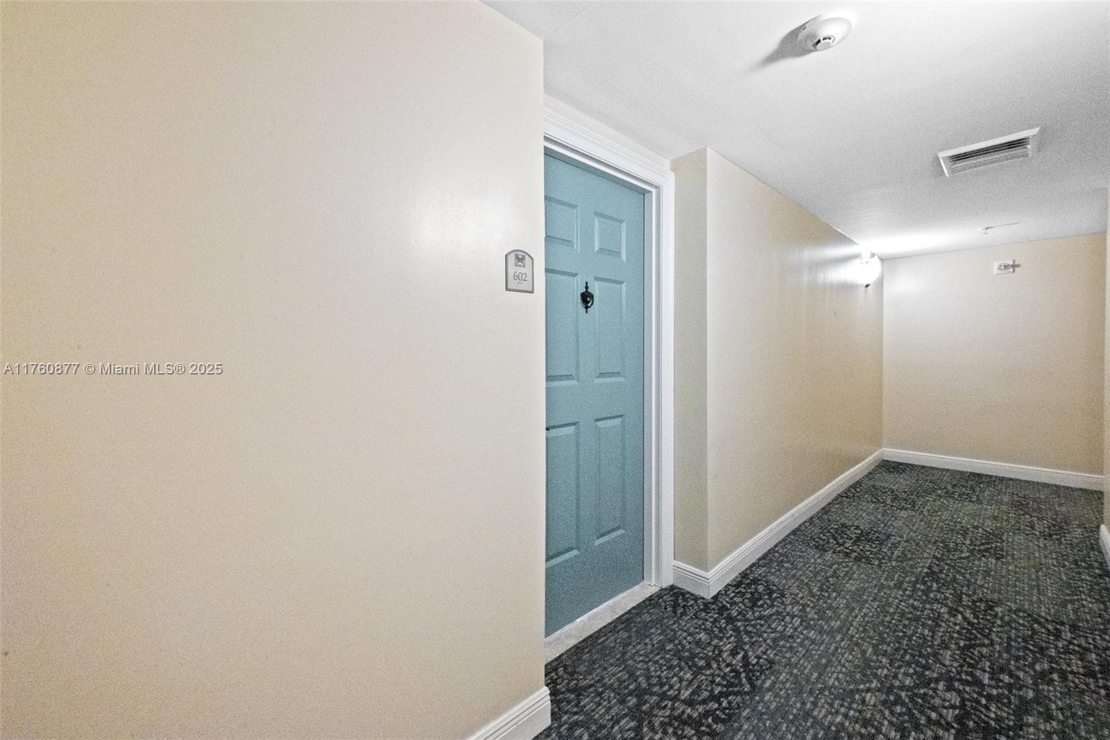 888 S DOUGLAS RD # 602