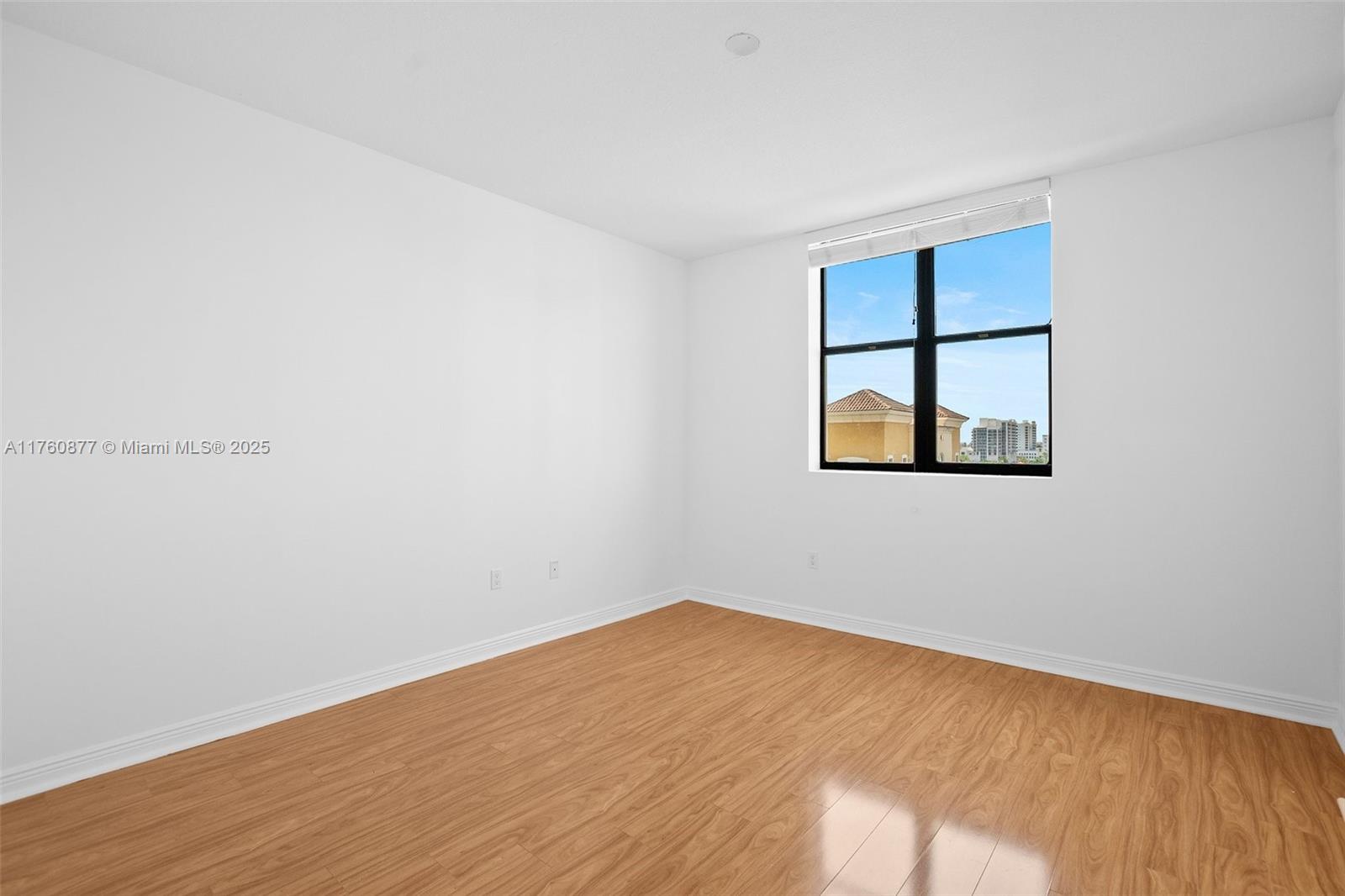 888 S DOUGLAS RD # 602