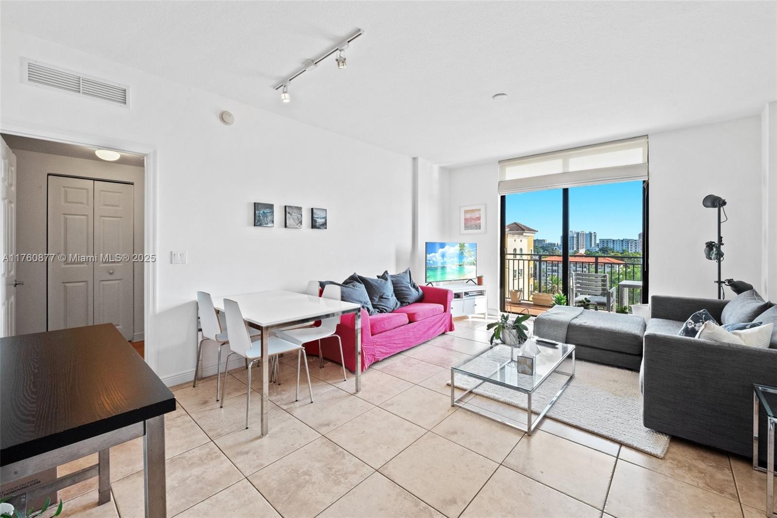 888 S DOUGLAS RD # 602