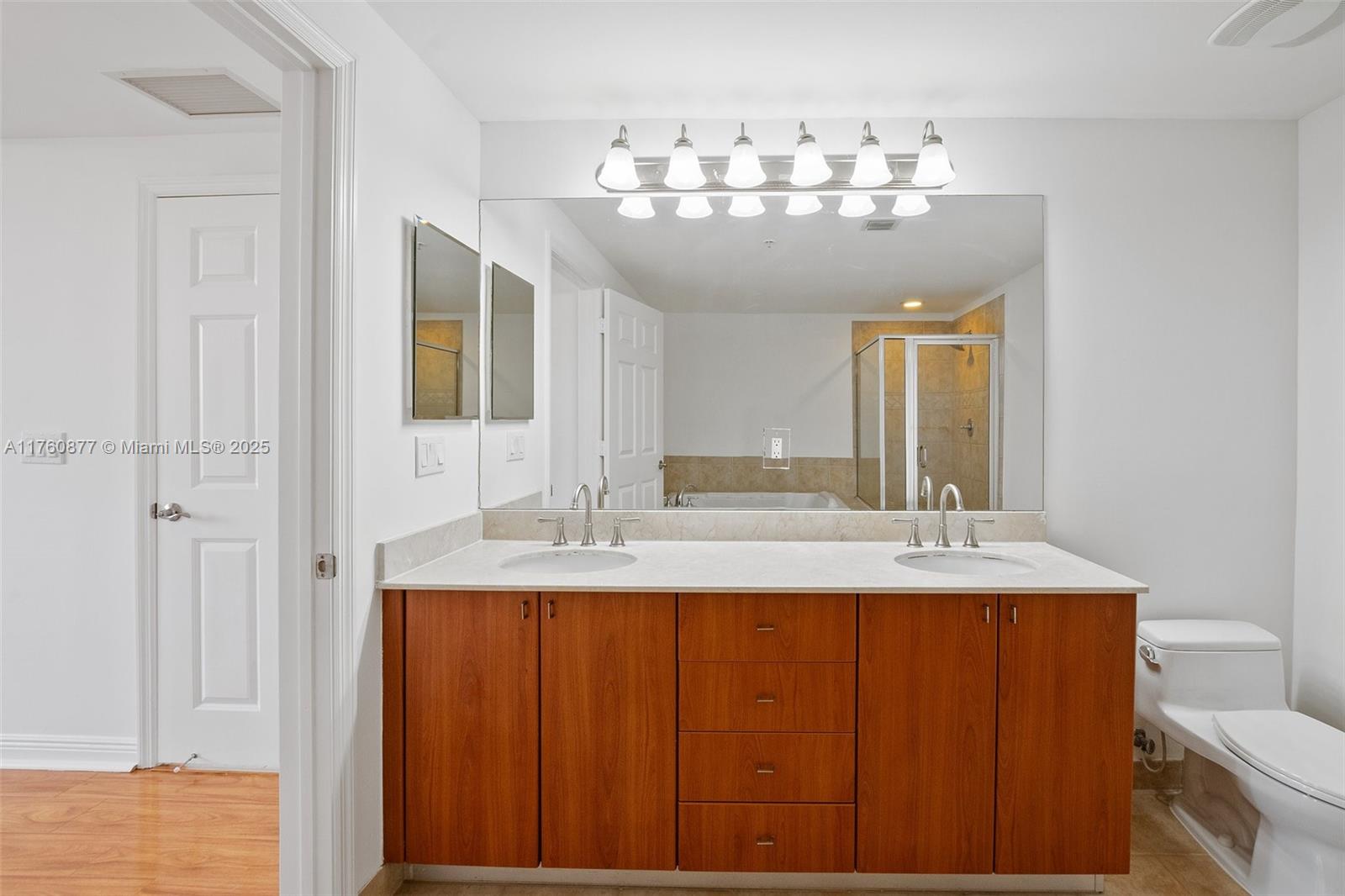 888 S DOUGLAS RD # 602