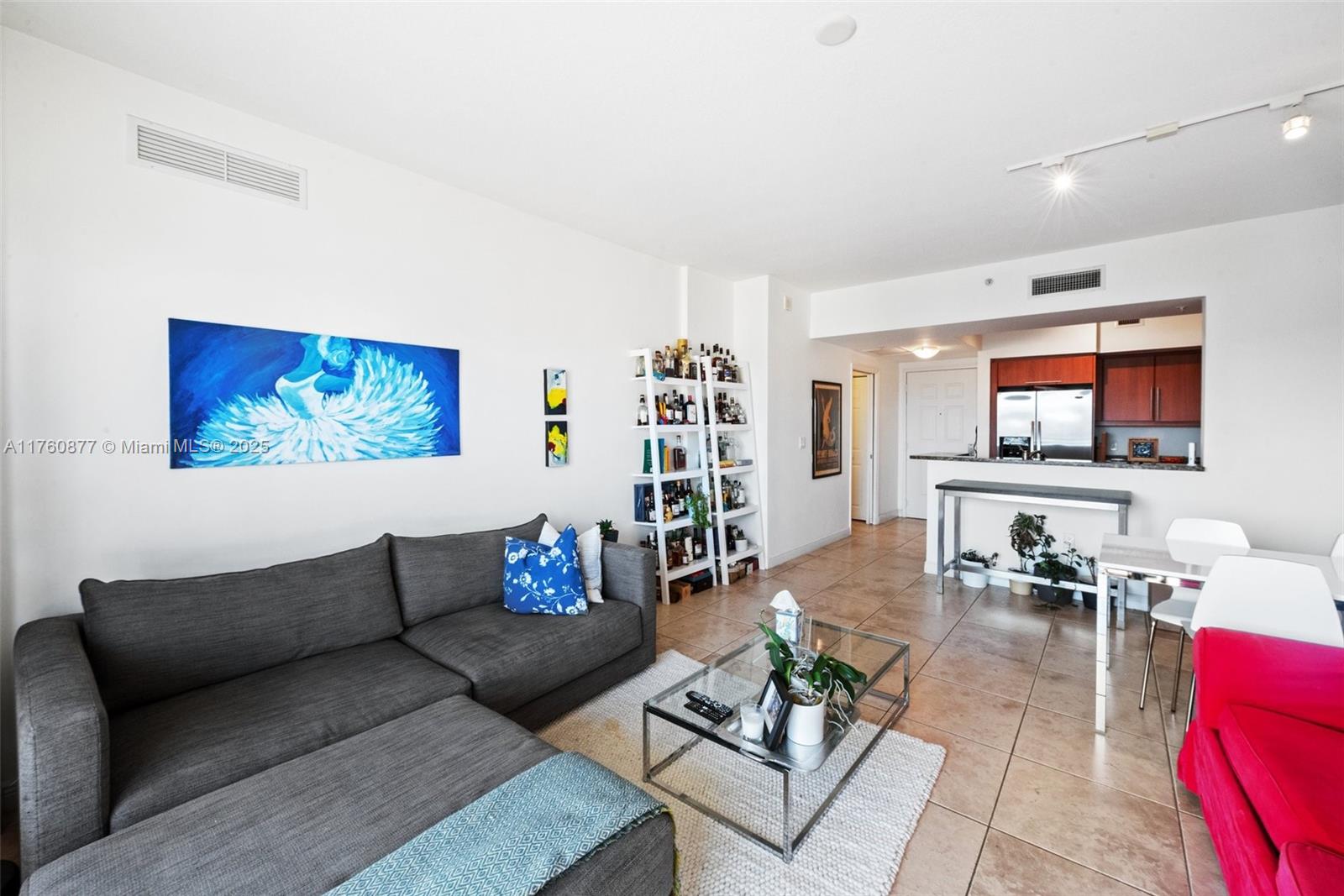 888 S DOUGLAS RD # 602