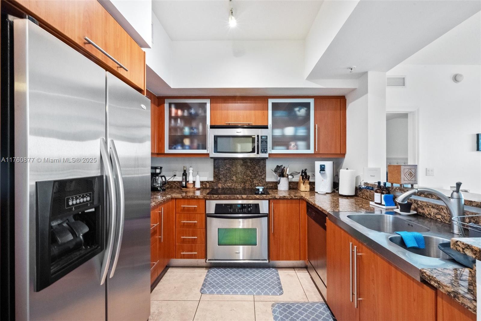 888 S DOUGLAS RD # 602